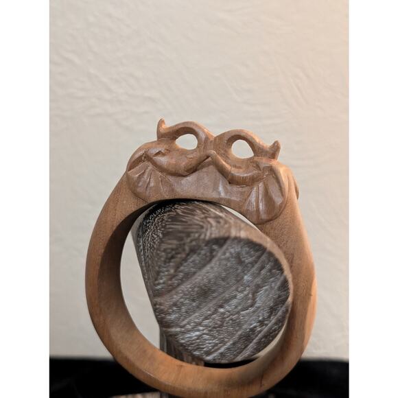 Carved Wooden Two Elephant Heads Bangle Bracelet - Picture 4 of 4